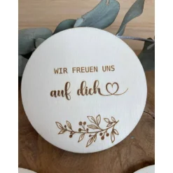 Fotoshooting Holzscheibe "Hallo Welt" / Schwangerschaft Bauchshooting "Wir bekommen ein Baby" Babybauch