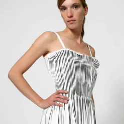 FRAUEN KLEID mit FALTEN Unikat lang weiß mit schwarzem Siebdruck