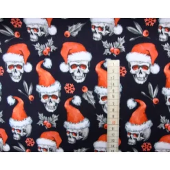French Terry Sweat Totenkopf mit Nikolausmütze – Weihnachtstotenköpfe Meterware – Skulls Stoff nähen