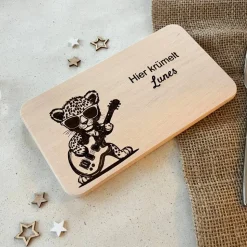 Frühstücksbrettchen personalisiert - Leopard mit Gitarre - personalisierte Geschenke Baby - Taufe Geschenk Baby