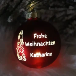 Frohe Weihnachten Wichtel + Name - Personalisierte Weihnachtskugel mit Lasergravur