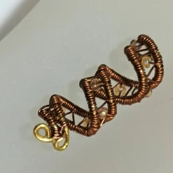 funkelnde Haarperle handgewebt bronze kupfer handmade wikinger Haarschmuck Bartperle wirework handgemacht