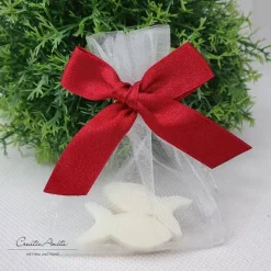 Gastgeschenk mit 2 Seifenfische - FISCHE NATUR - BORDEAUX dekoriert - personalisiert