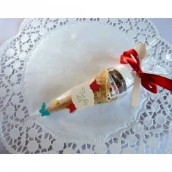 Gastgeschenk zur Einschulung in Cellophantüte/Eistüte mit Nussnougatcreme