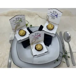 Gastgeschenke Kommunion personalisiert Halter Holz für Schokokugel, Gastgeschenk Taufe, Gastgeschenke Konfirmation,