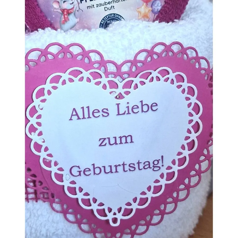 Geburtstag Geschenkkorb Wellness pink Jute personalisiert mit Schlüsselanhänger & Handtuch Torte
