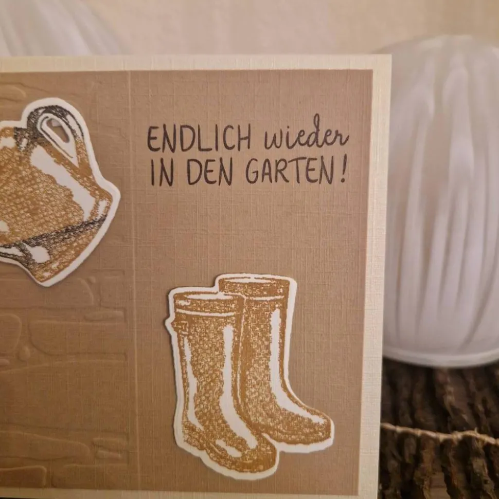 Geburtstagskarte / Garten / Gummistiefel / Gießkanne / blühende Blumen / Gummistiefel Geburtstagskarte