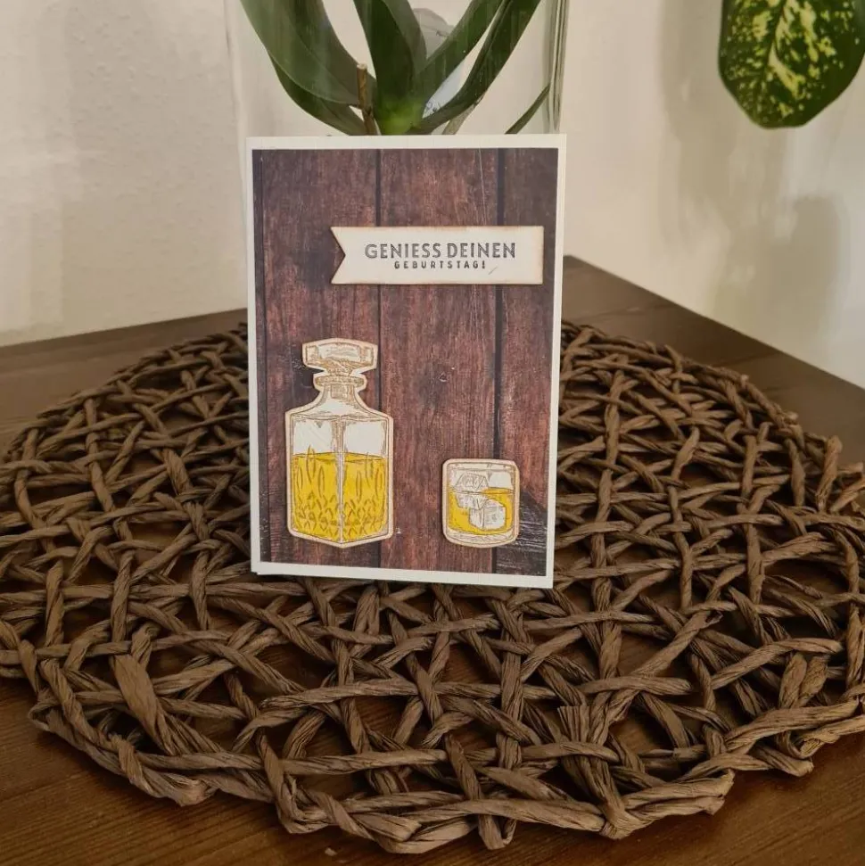 Geburtstagskarte - Geniess deinen Geburtstag - Whiskeyflasche - Whiskeyglas