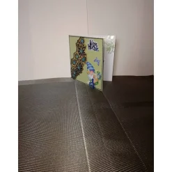 Geburtstagskarte für eine Frau verspielt mit einem kleinen Wichtel