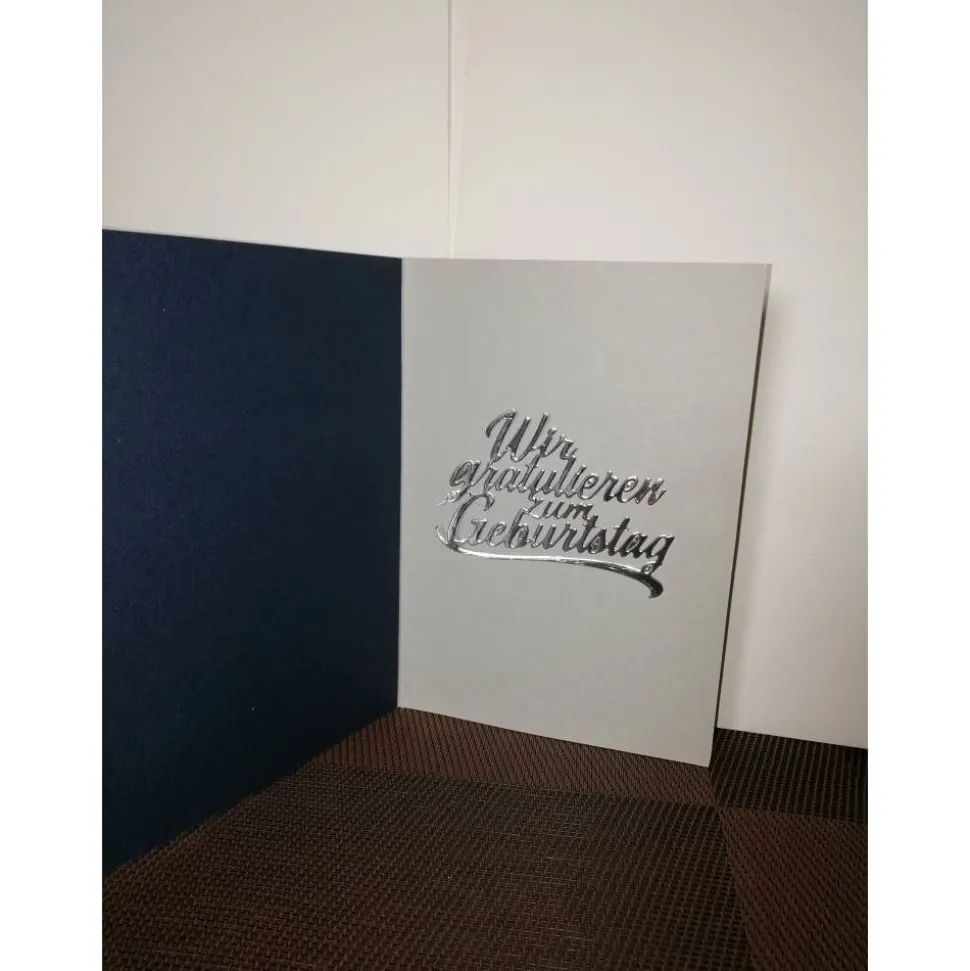 Geburtstagskarte für eine Frau mit einem kleinen süssen Wichtel