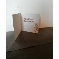 Geburtstagskarte für eine Frau in weiss + grün