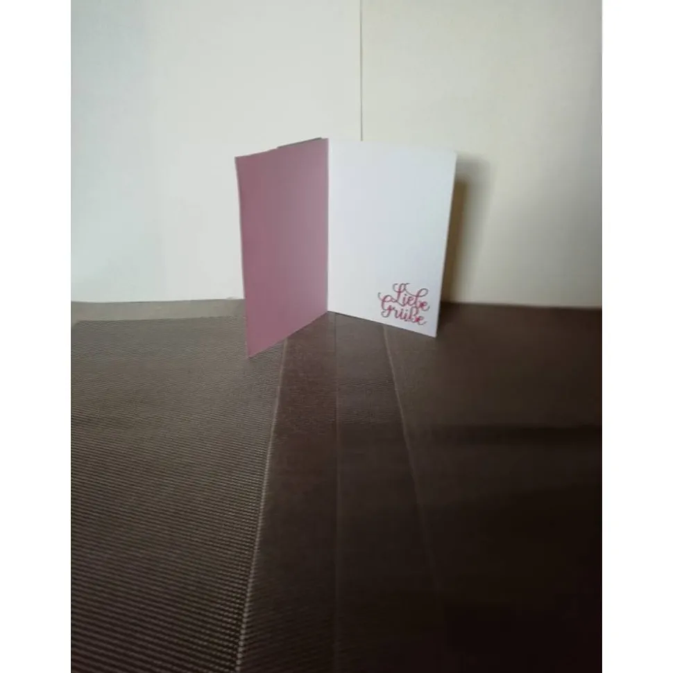 Geburtstagskarte für eine Frau, verspielt mit einem Singvogel