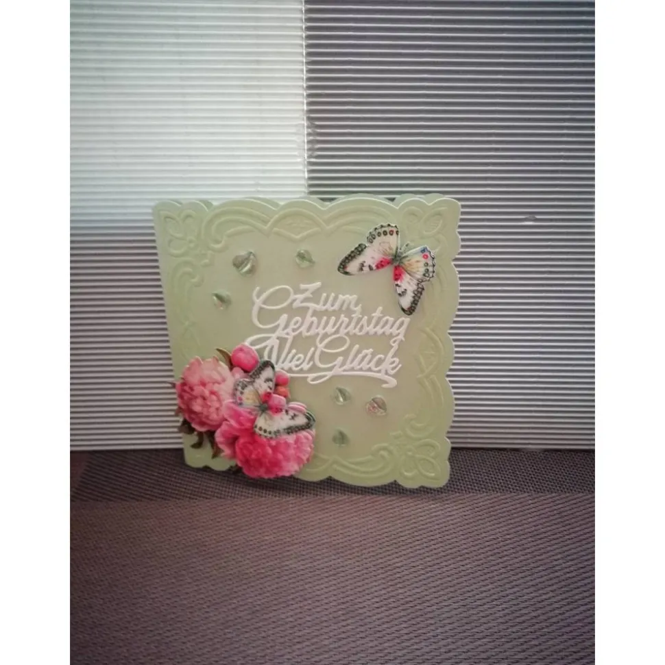 Geburtstagskarte für eine Frau, verspielt, Schmetterling