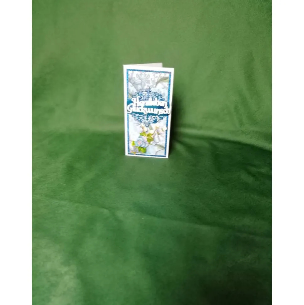 Geburtstagskarte für eine Frau in blautönen mit Blumen