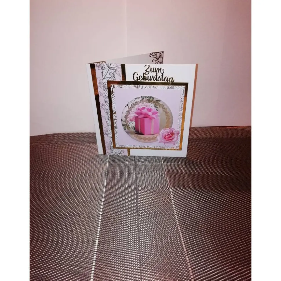 Geburtstagskarte für eine Frau in weiss/rosa