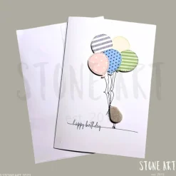 Geburtstagskarte „Happy Birthday“ mit handverlesenem Mini-Kieselstein & Umschlag – Einzigartige Natur-Kunstkarte