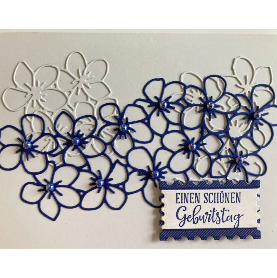 Geburtstagskarte mit Blumen und bunten Perlen