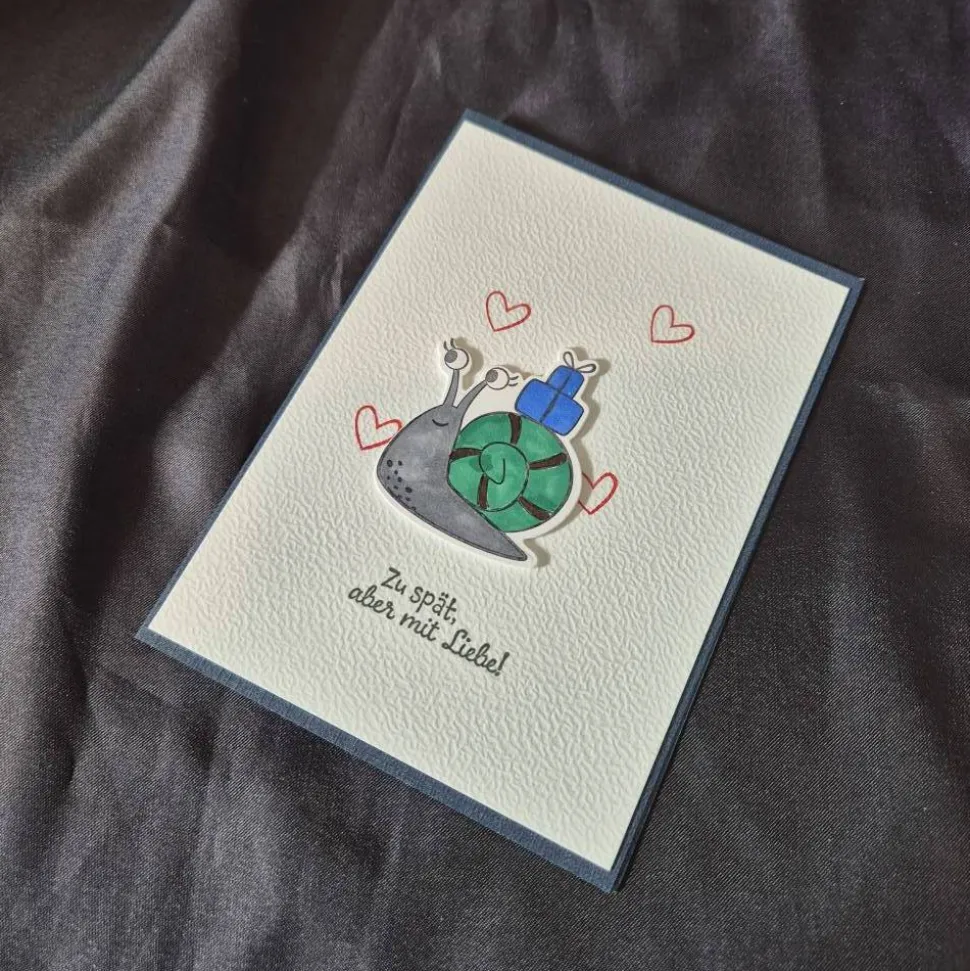 Geburtstagskarte Schneckenmotiv / Zu spät aber mit Liebe Spruch / handgefertigte Grußkarten / Geburtstag