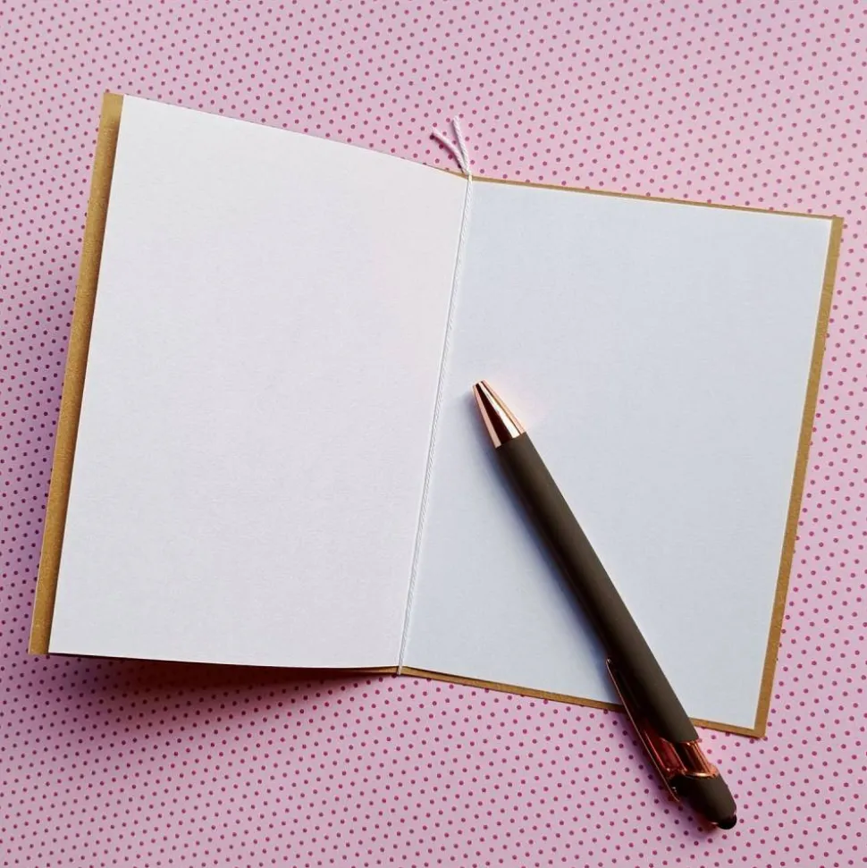 Geburtstagskarte Törtchen mit Kerze gehäkelt mit Wunschtext