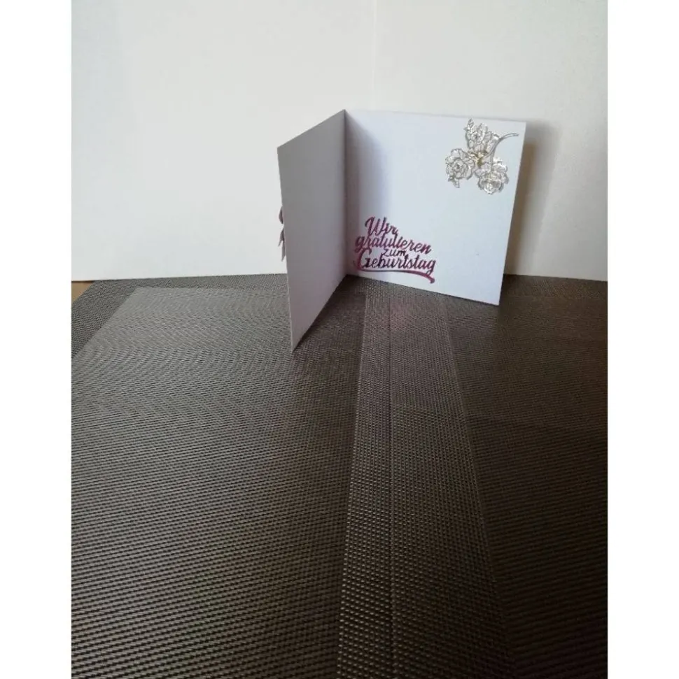 Geburtstagskarte zum 60 für eine Frau, verspielt, rosa, mitr rosafarbenen Rosen