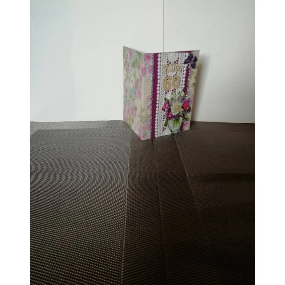 Geburtstagskarte zum 60 für eine Frau, verspielt , Blumen, Lila