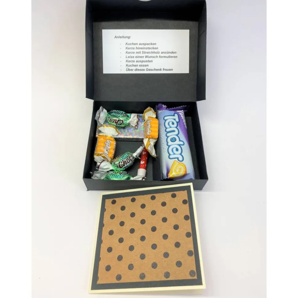 Geburtstagskuchen Bausatz – Handgemachte Geschenkverpackung 12x10x3 cm aus Tonkarton