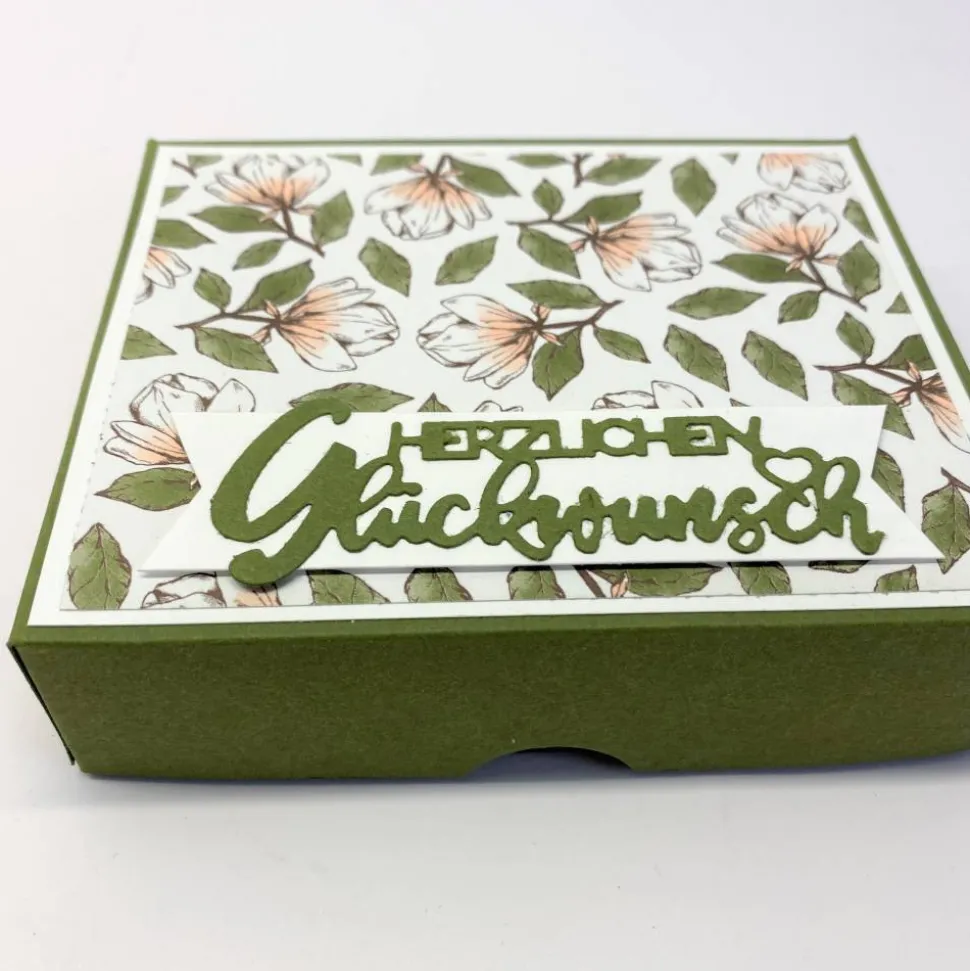 Geburtstagskuchen Bausatz – Handgemachte Geschenkverpackung 12x10x3 cm aus Tonkarton