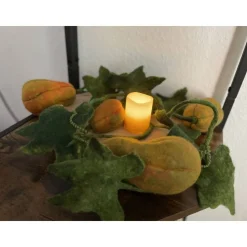 Gefilzte Kürbisranke – handgemachte Herbstdeko mit Blättern & Kürbissen, ca. 120 cm lang
