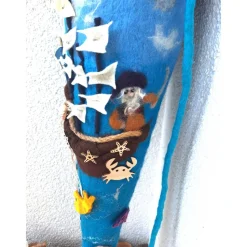 gefilzte Schultüte mit Piratenschiff und Seeräuber