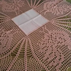 Gehäkelte Mitteldecke