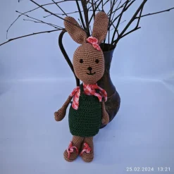 gehäkelte süße Osterhasen