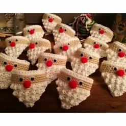 Gehäkelte Serviettenringe "Serviettenmänner" (4 Stück)