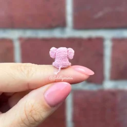 Gehäkelter Baby-Elefant (microcrochet)