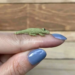 Gehäkeltes Mini Krokodil (microcrochet)