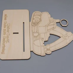 Geldgeschenk Bagger - aus Holz personalisiert