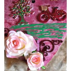 Geldgeschenk Collage mit Fahrrad ROSENHERZ, abstrakt gestaltet auf einem herzförmigen Bambusbrett mit künstlichen Rosen