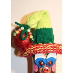 Geldgeschenk Dekofigur LEBKUCHENWICHTEL Weihnachtswichtel witzige Upcyclingfigur aus Weinflasche, gestrickte Accessoires