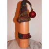 Geldgeschenk Dekofigur MAXI Weihnachtswichtel witzige Upcyclingfigur aus einer Glasflasche, handgestrickte Accessoires