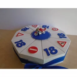 Geldgeschenk  Füherschein  Zum 18 Geburtstag Motorrad Verpackung Schachteltorte Papiertorte Torte Geschenk