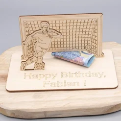 Geldgeschenk für Fussballfan - aus Holz personalisiert