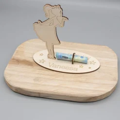 Geldgeschenk für Mädchen - aus Holz personalisiert