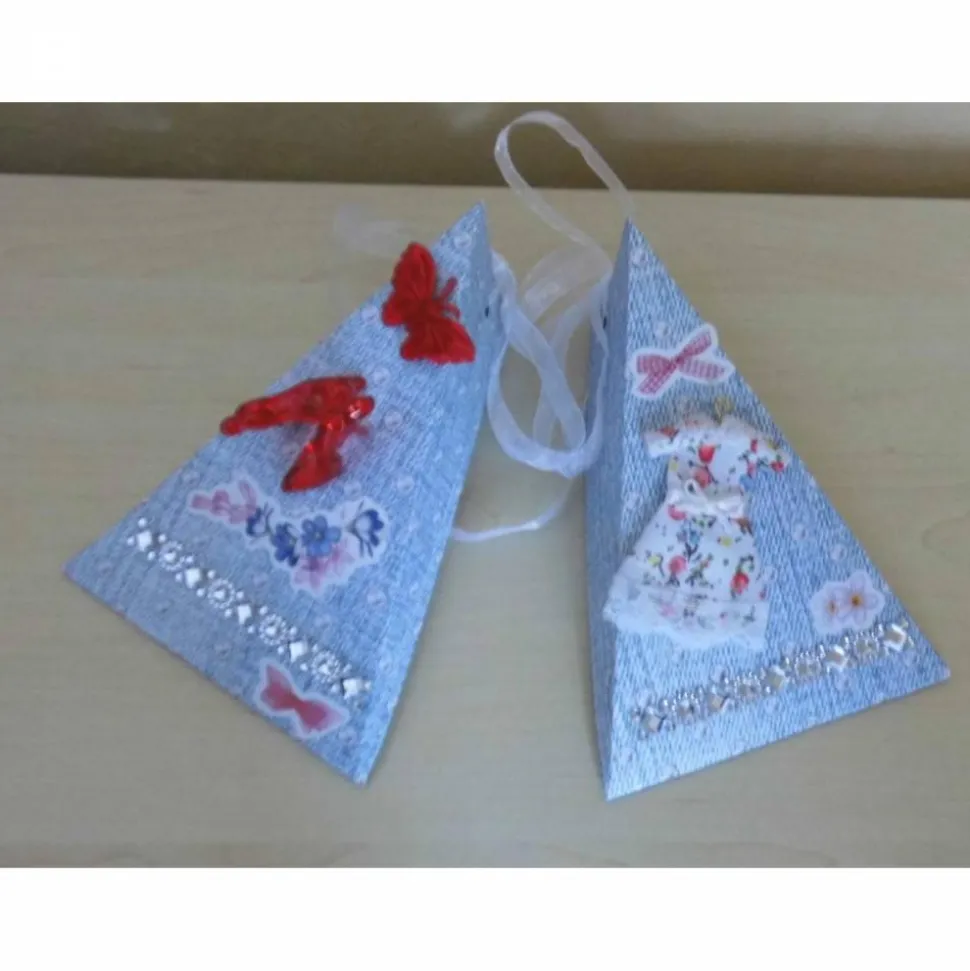 Geldgeschenk Geburtstag & Jugendweihe für Mädchen und Frauen – Dreieckschachtel personalisiert