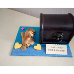 Geldgeschenk Geburtstag Hund Basset mit kleiner Truhe – Kreative Geschenkidee