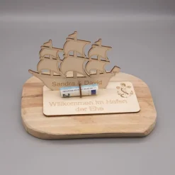 Geldgeschenk Hafen der Ehe - aus Holz personalisiert