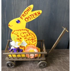 Geldgeschenk HASERL IM LEITERWAGEN zu Ostern Holzosterhase in einem kleinen Leiterwagen, bemalt mit Acrylfarben