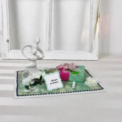 Geldgeschenk Hochzeit, Hochzeitsgeschenk, grün rosa, mit moderner Figur