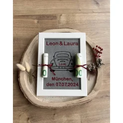 Geldgeschenk Hochzeit im Bilderrahmen - individuell bestickt