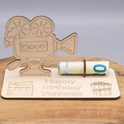 Geldgeschenk Kino - aus Holz personalisiert