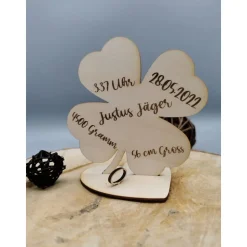 Geldgeschenk Kleeblatt aus Holz zum 18. Geburtstag – personalisiert mit Namensgravur, 12,5 cm oder 18 cm