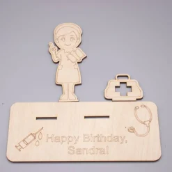 Geldgeschenk Krankenschwester - aus Holz personalisiert